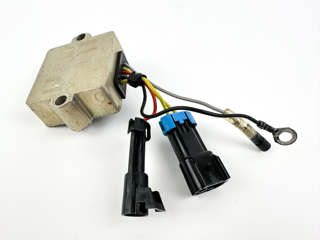 2007 Mercury 60 HP 4 Stroke Outboard Voltage Regulator 893640T01 OEM