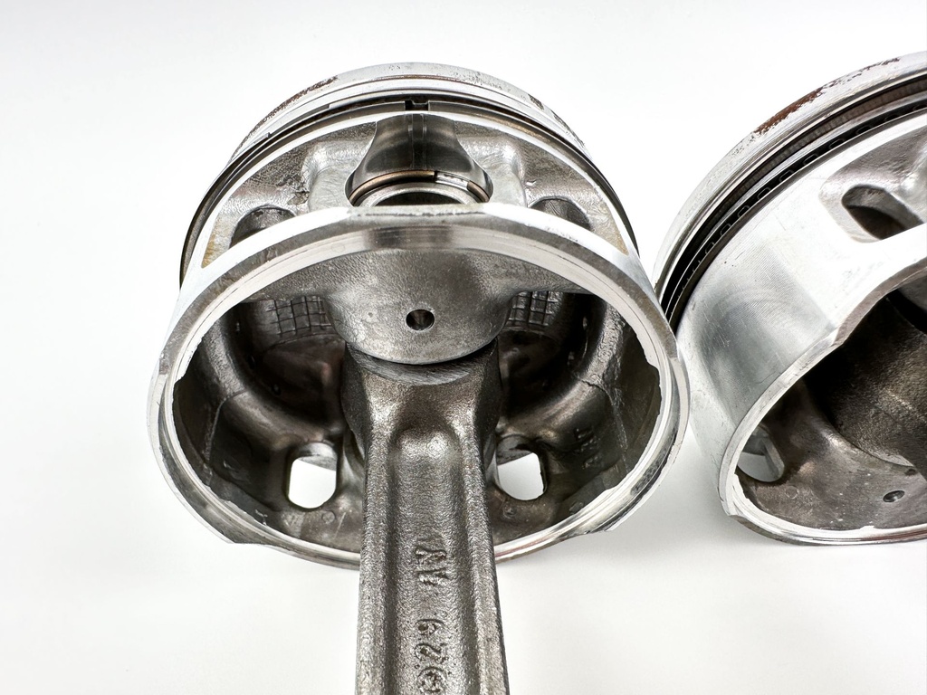 2007 Mercury 60 HP 4 Stroke Outboard Piston & Connecting Rod Set 893524T08 OEM