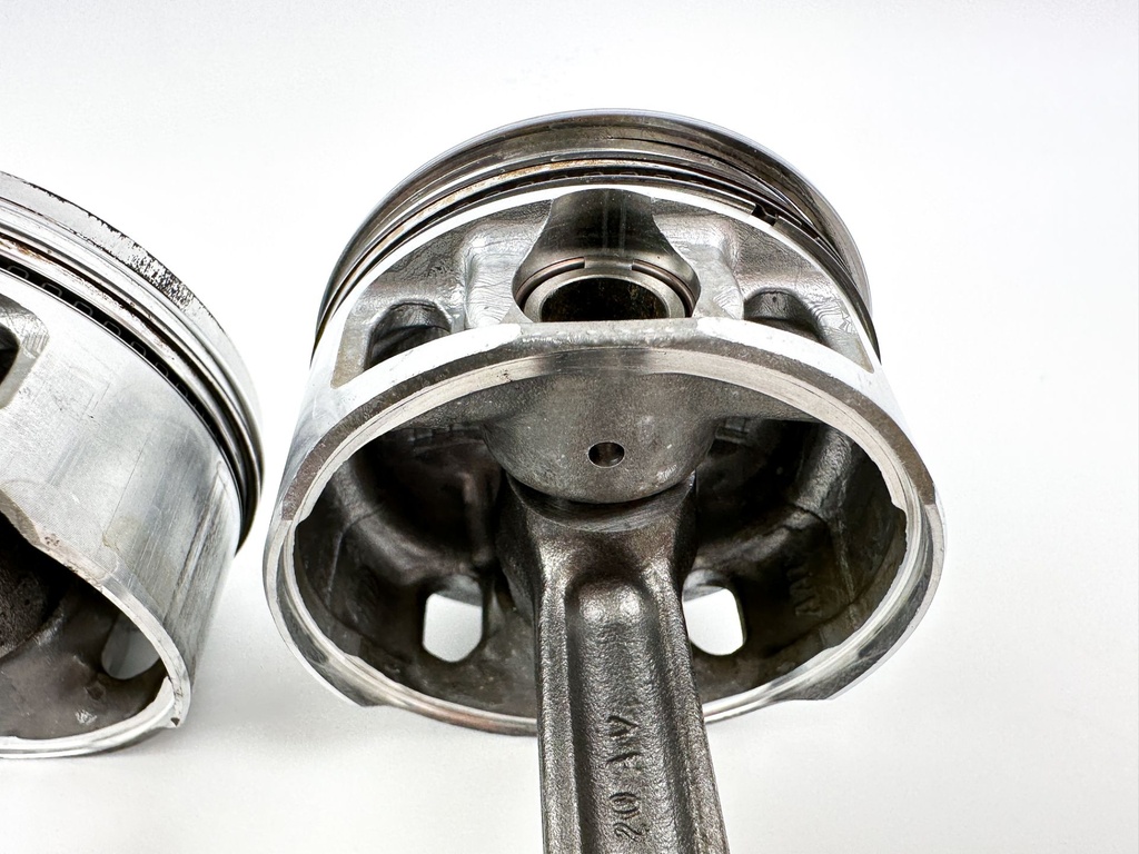 2007 Mercury 60 HP 4 Stroke Outboard Piston & Connecting Rod Set 893524T08 OEM