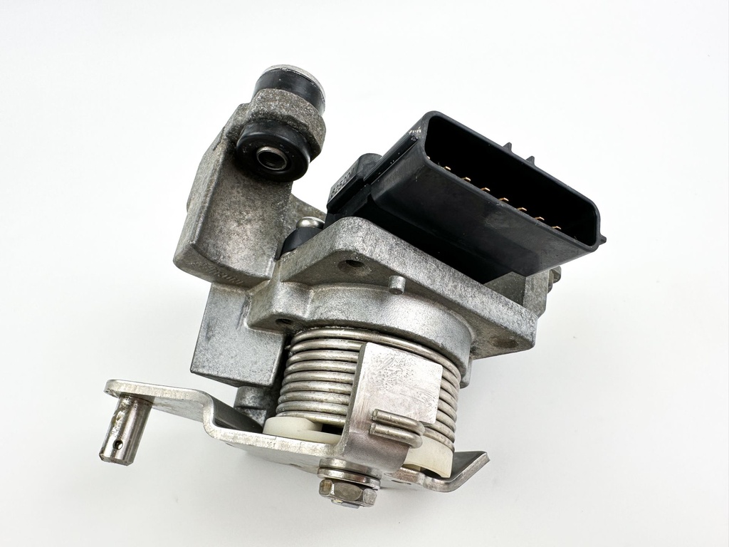 2005 Yamaha 250 HP 4 Stroke Outboard Throttle Position Sensor 6P2-8A410-00-00 Tested