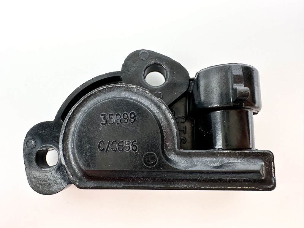 2007 Mercury 60 HP 4 Stroke Outboard Throttle Position Sensor 881070T OEM