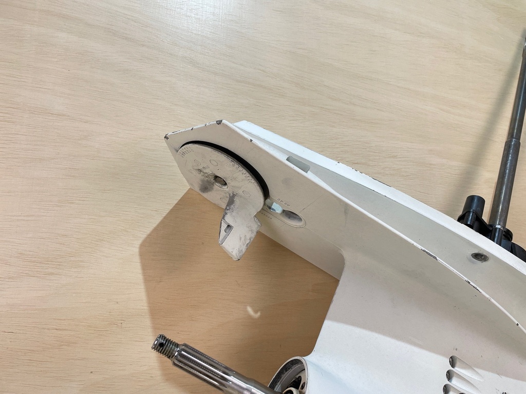 1997 Evinrude 150HP 20" Lower Unit GearCase 0435474 5000356