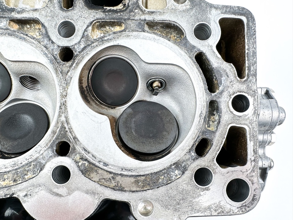 2007 Mercury 60 HP 4 Stroke Outboard Cylinder Head 893505T05 Tested