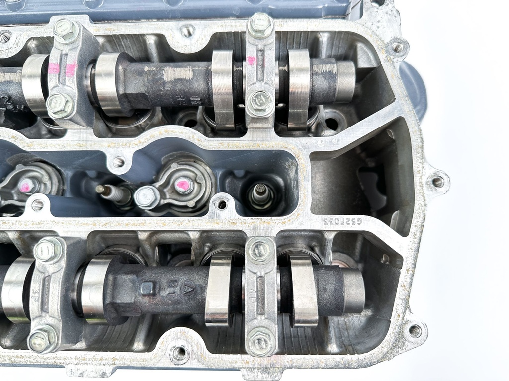 2005 Yamaha 250 HP 4 Stroke Outboard Port Cylinder Head 6P2-W009C-00-1S OEM