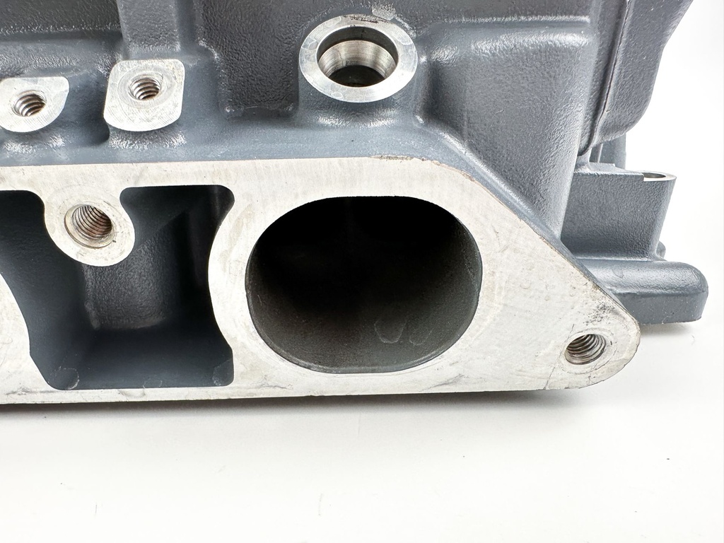 2005 Yamaha 250 HP 4 Stroke Outboard Port Cylinder Head 6P2-W009C-00-1S OEM