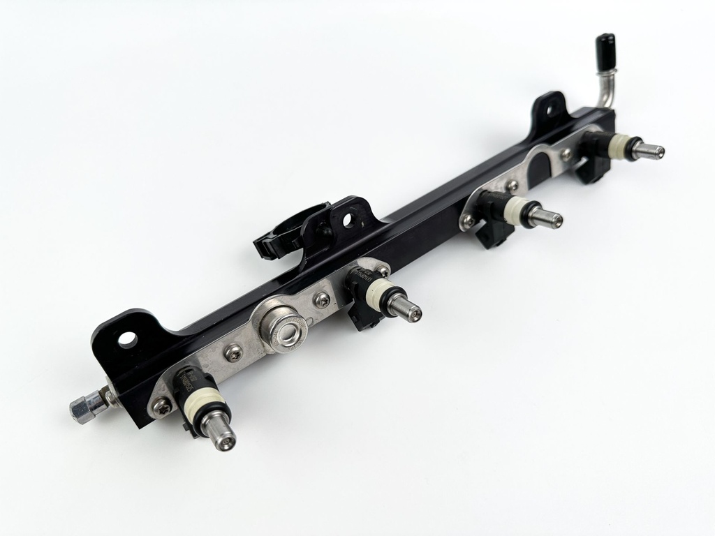 2006 Mercury 150 HP 4 Stroke Verado Fuel Injector Set W/ Rail 892811T02 Cleaned