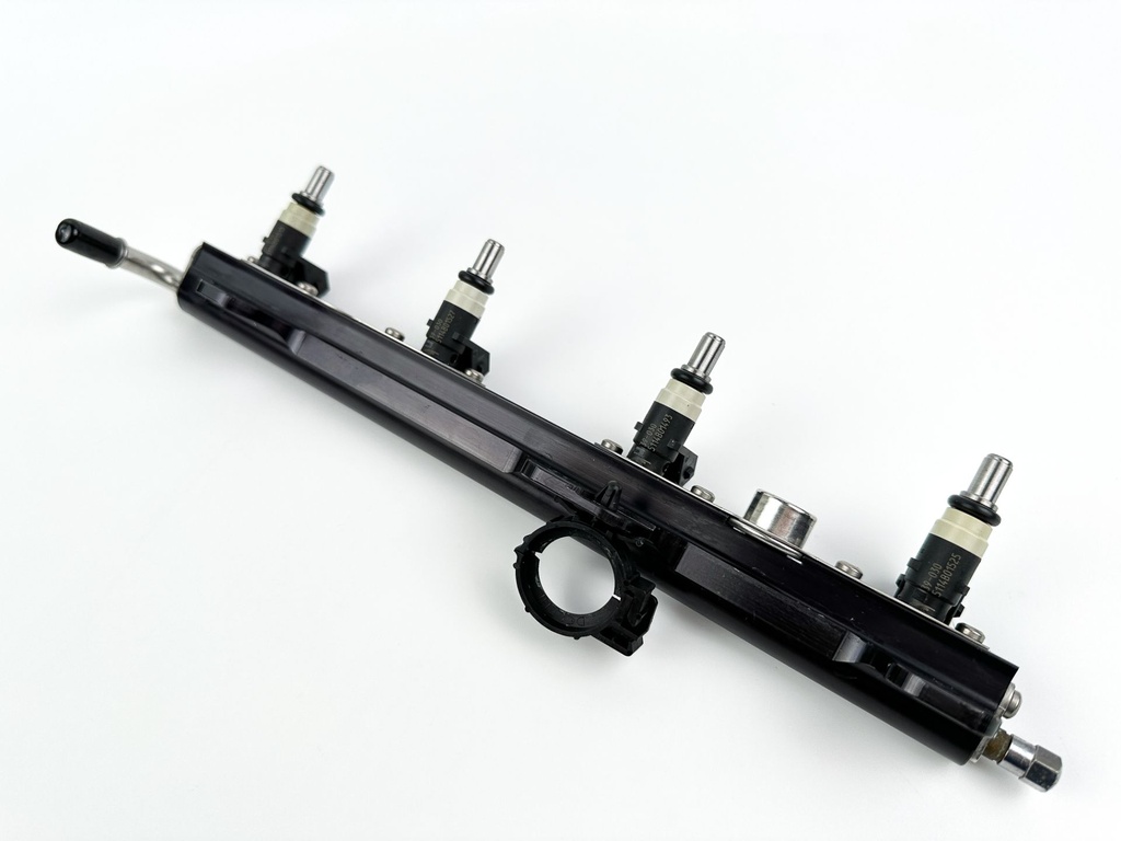 2006 Mercury 150 HP 4 Stroke Verado Fuel Injector Set W/ Rail 892811T02 Cleaned