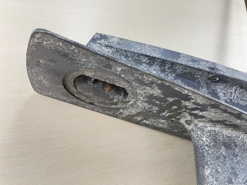 2015 Yamaha 200HP F200 4 Stroke Outboard 25" XL Lower Unit Gear Case RH 6DA-45300-10-8D