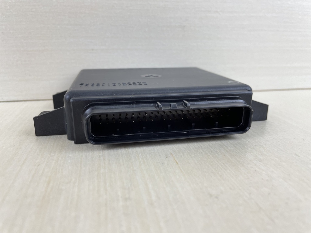 2006 Yamaha 225HP 4 Stroke Engine Control Unit ECU 69J-8591A-32-00  584 Hours