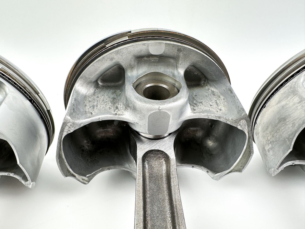 2008 Yamaha 150 HP 4 Stroke Outboard Piston & Connecting Rod Set 63P-W1164-01-00 OEM