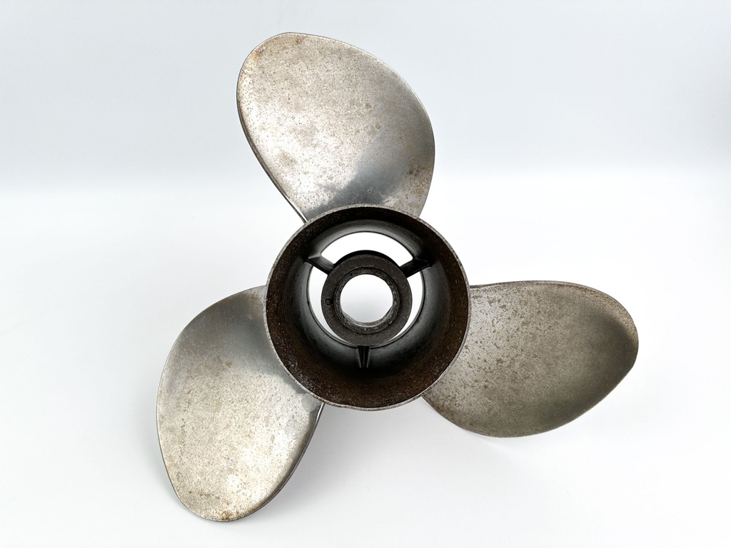 Mercury 48-16314 Vengeance RH 3-Blade 14″x 17P Stainless Steel Propeller