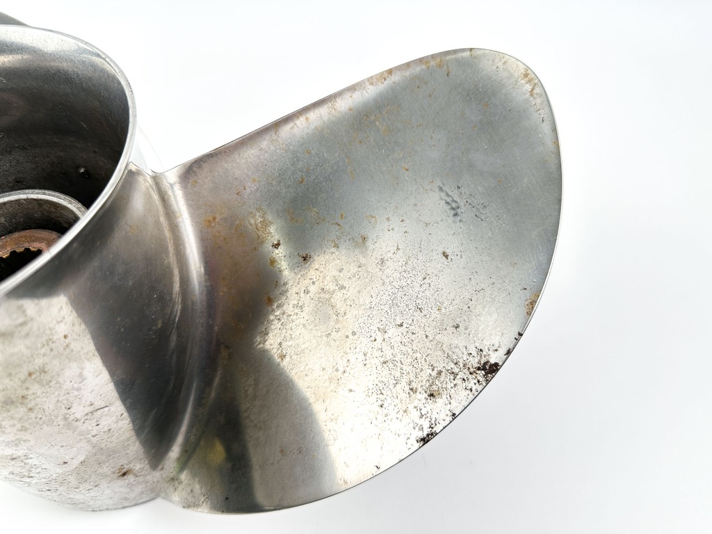 Yamaha Stainless Steel 3 Blade Propeller Prop 15 1/2" X 17P Right Hand