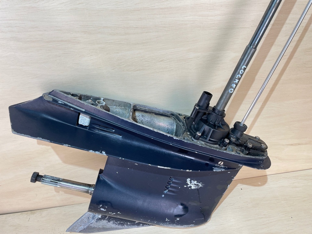 1995 Johnson 150HP 20" Shaft Lower Unit Gear Case Standard Rotation