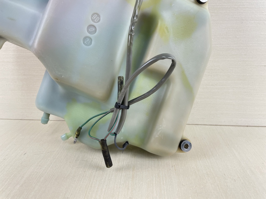 1991 Yamaha 70HP 2 Stroke Outboard Complete Oil Tank Assembly 6H3-21707-06-00