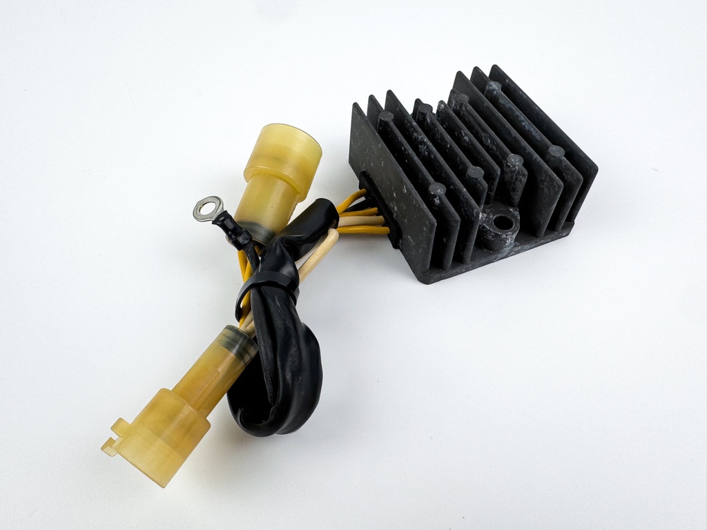 2007 Suzuki 70 HP 4 Stroke Outboard Rectifier & Regulator 32800-92E20 OEM