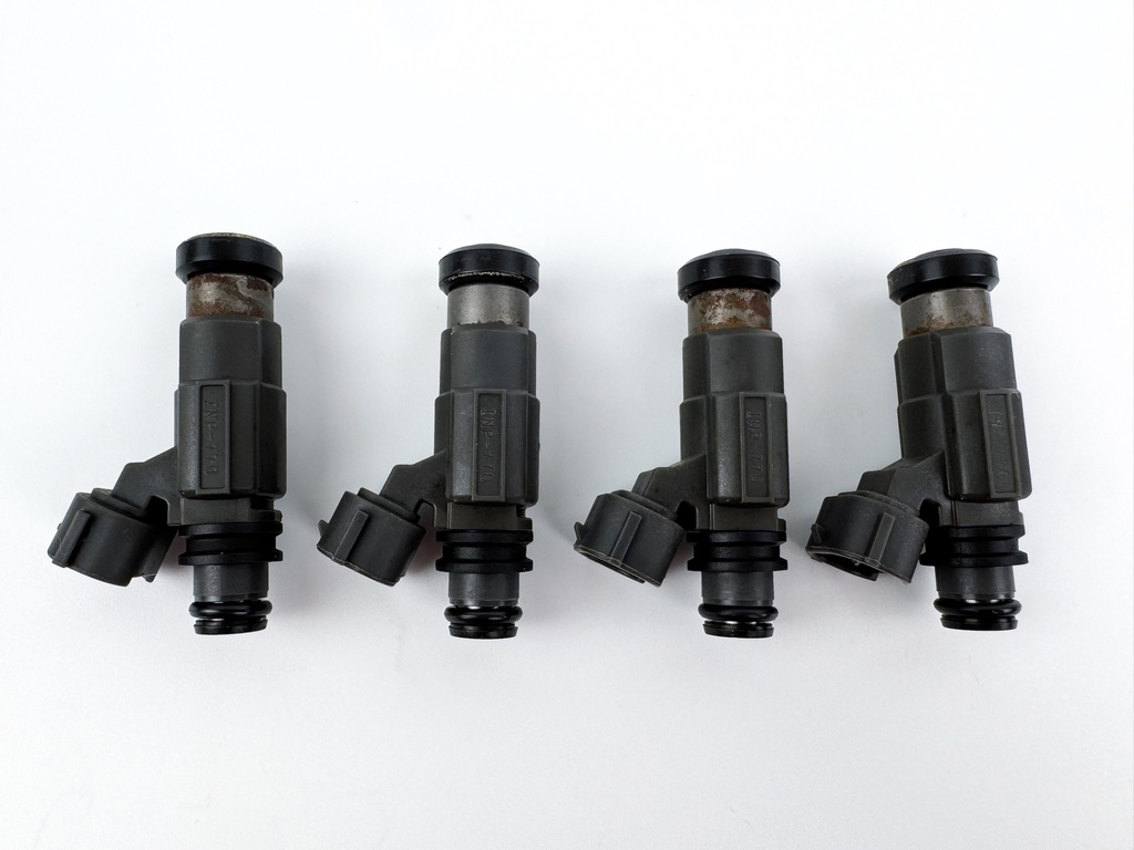 2007 Suzuki 70 HP 4 Stroke Outboard Fuel Injector 15710-66D00 Cleaned