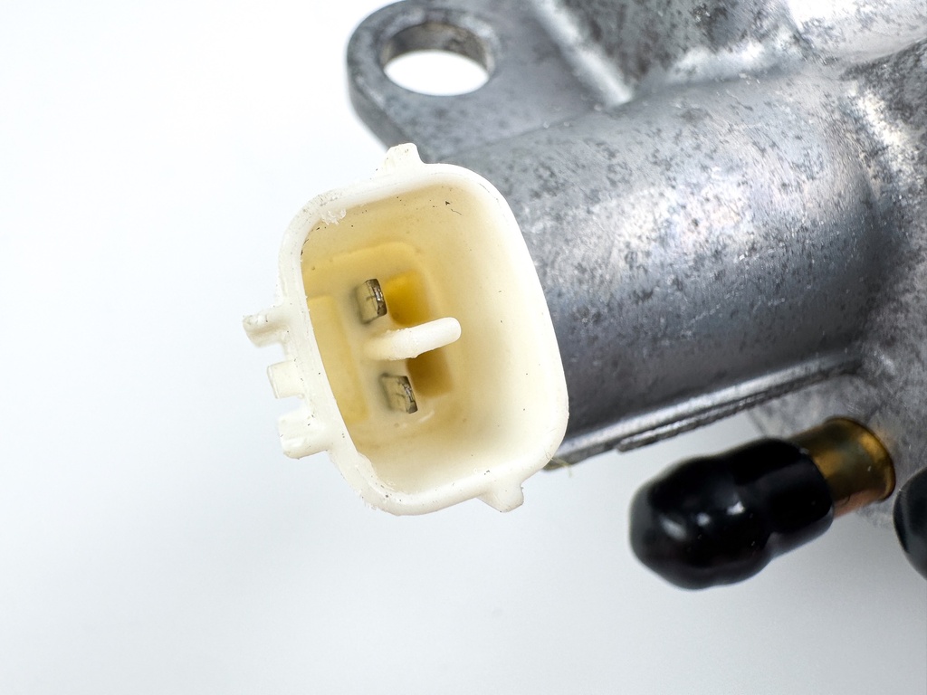 2003 Suzuki 90 HP 4 Stroke Outboard Vapor Separator Tank VST 15600-90J01 OEM