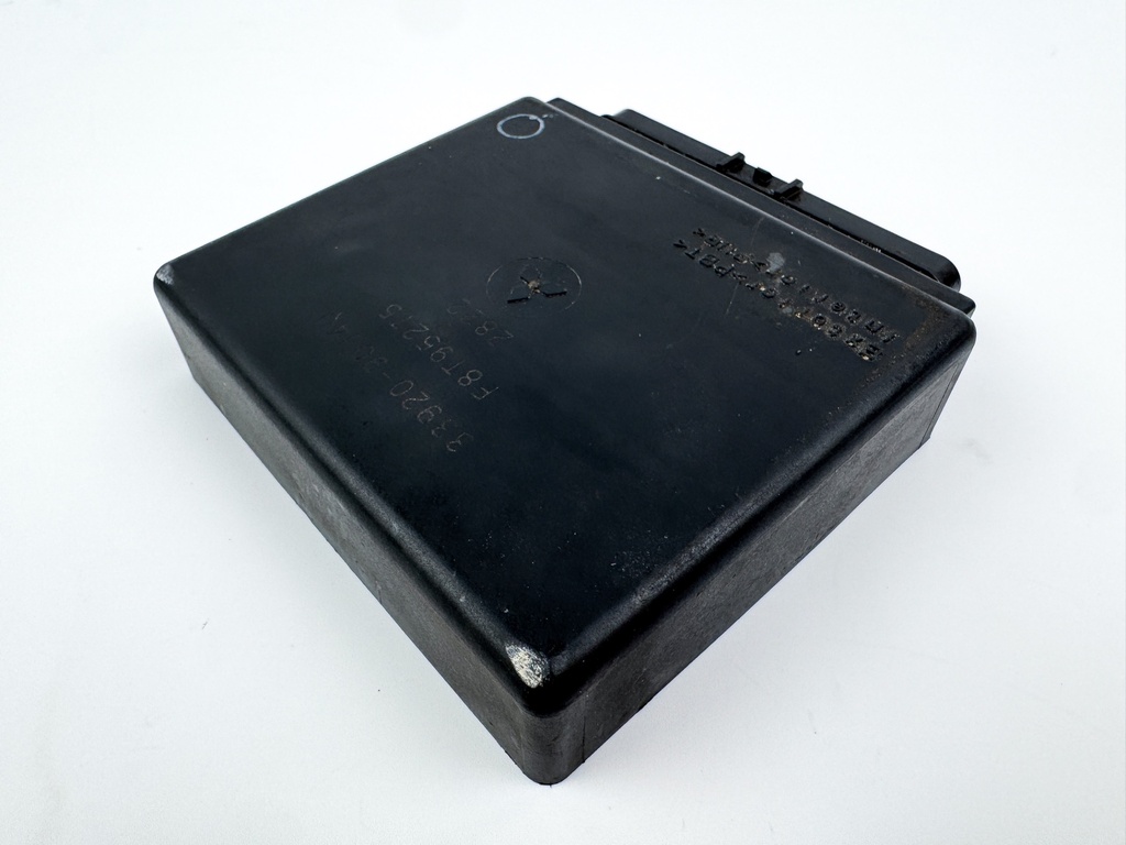 2003 Suzuki 90 HP 4 Stroke Outboard Engine Control Unit ECU 33920-90J40 OEM