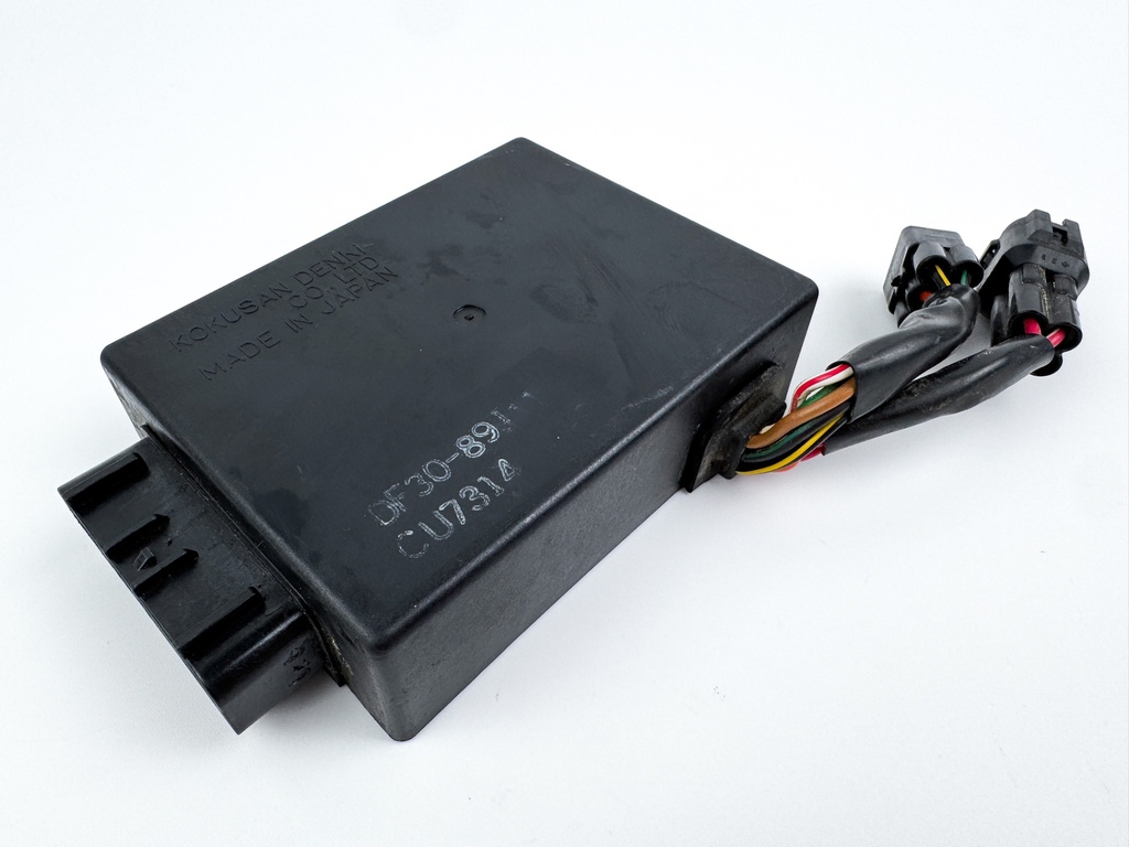 2006 Suzuki 30 HP 4 Stroke Outboard C.D.I CDI Assembly 32900-89J11 OEM