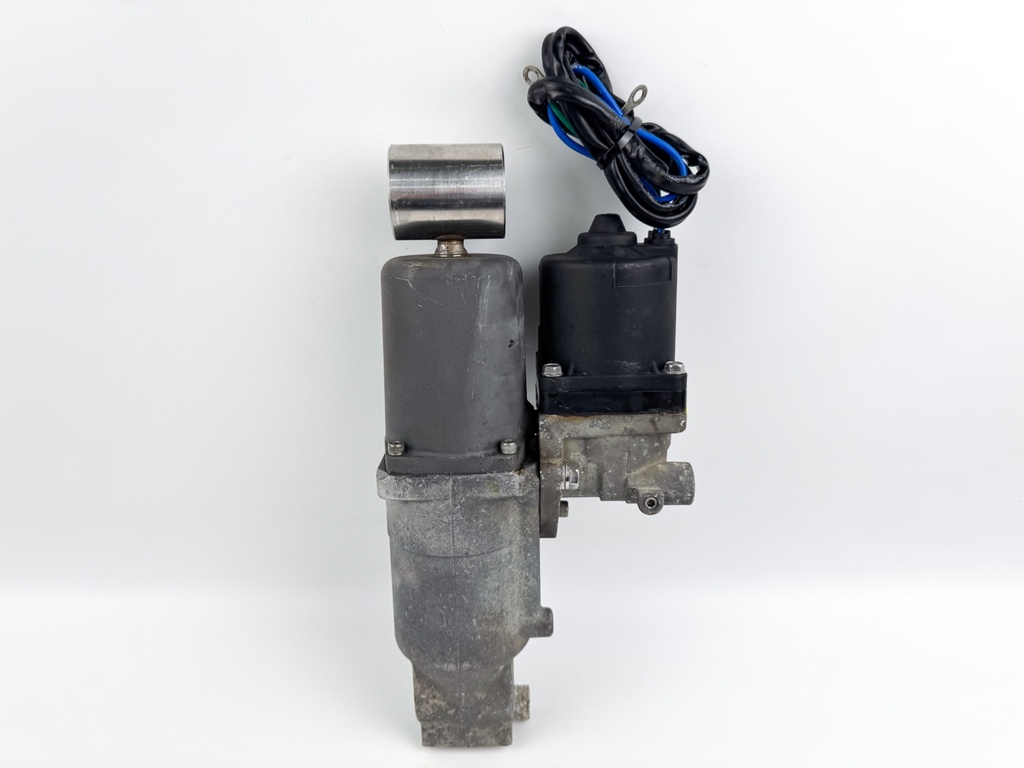 Johnson Evinrude Suzuki DF 70 90 115 HP Outboard Engine Tilt Trim Unit Assembly