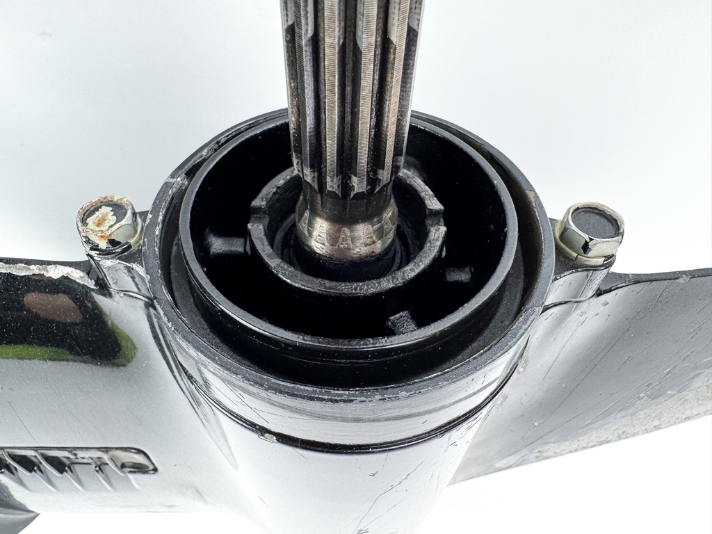 1999-2010 Suzuki DF 40 50 HP 4 Stroke Outboard 20" Lower Unit Gear Case