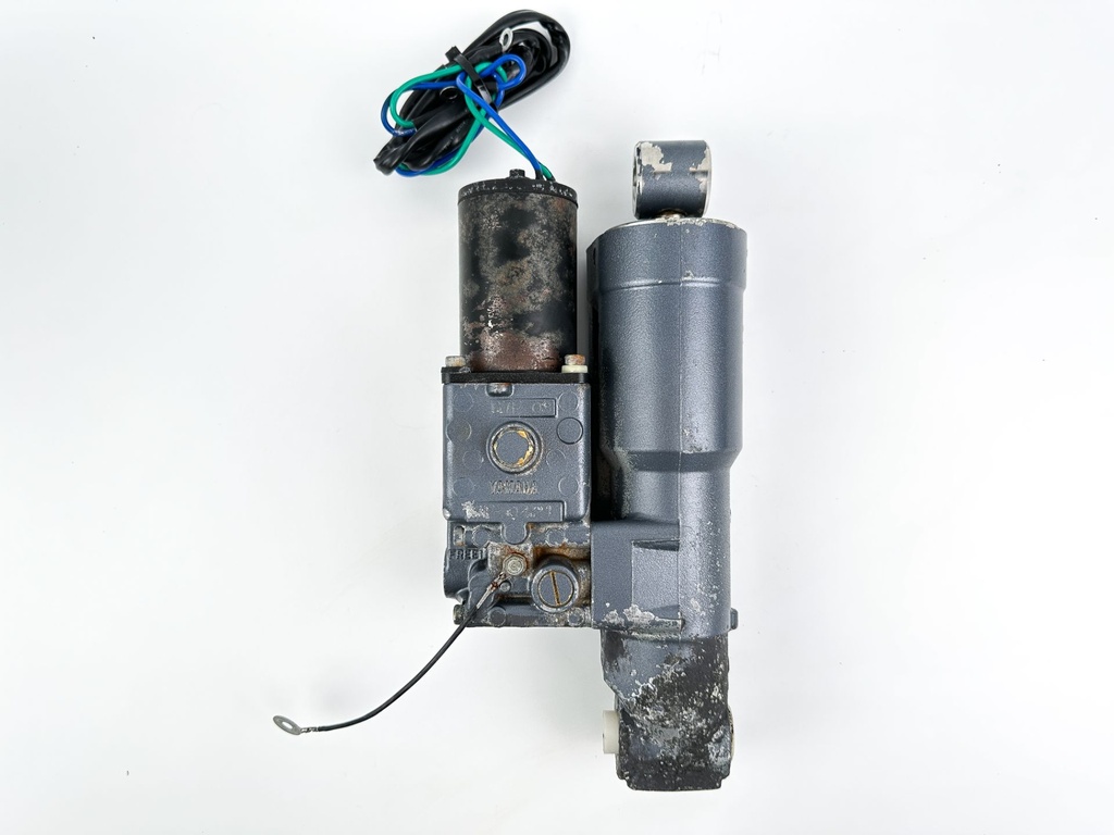 Yamaha 75 80 90 100 HP Outboard Power Trim & Tilt Unit Assembly 67F-43800-01-4D