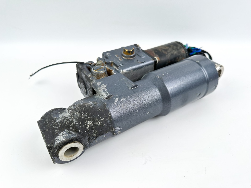 Yamaha 75 80 90 100 HP Outboard Power Trim & Tilt Unit Assembly 67F-43800-01-4D