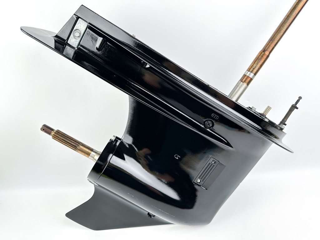 Suzuki DF 115 140 HP 20" Long Lower Unit New Take Off Grade B