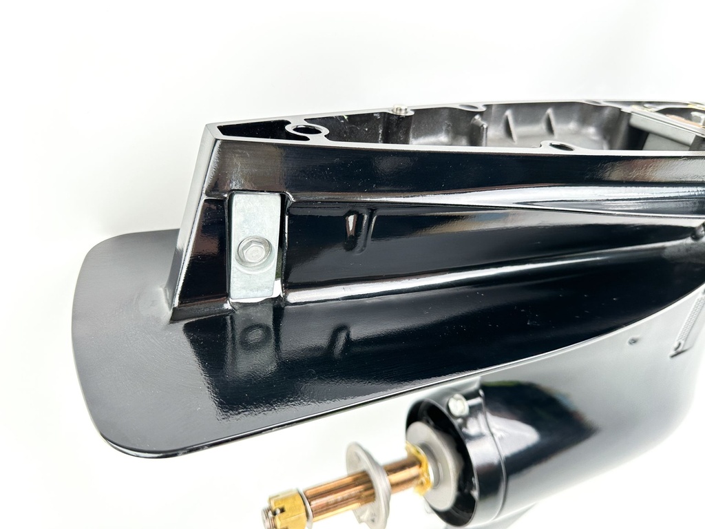 2001-18 Suzuki 115 140 HP 4 Stroke Outboard 20" Long Lower Unit Gear Case