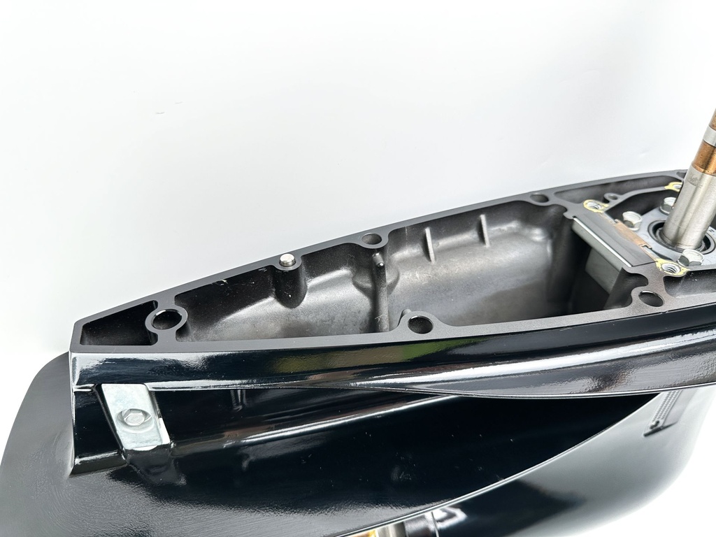 2001-18 Suzuki 115 140 HP 4 Stroke Outboard 20" Long Lower Unit Gear Case