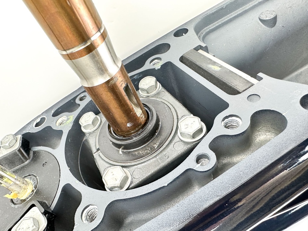 2015+ Yamaha VF115 115HP Vmax Sho 20" Long Lower New Grade B