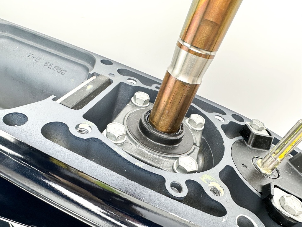 2015+ Yamaha VF115 115HP Vmax Sho 20" Long Lower New Grade B