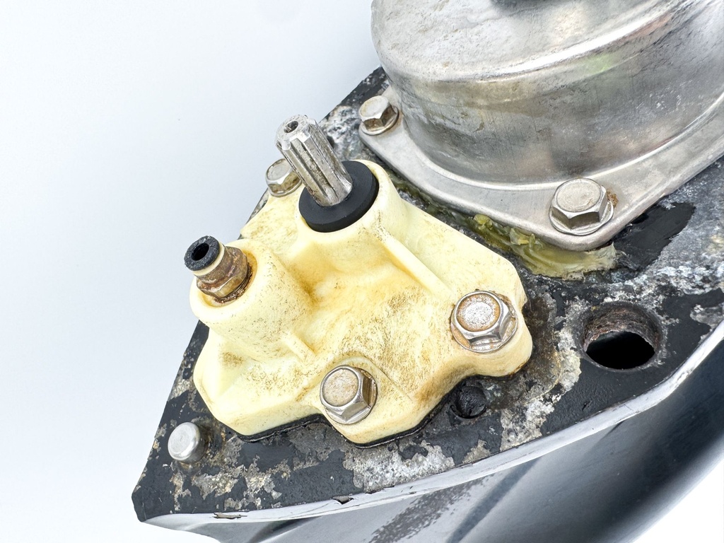 Mercury 135 150 175 200 HP L4 Verado 25" XL Lower Unit Gear Case Standard 880686T24