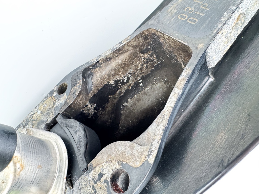 Mercury 135 150 175 200 HP L4 Verado 25" XL Lower Unit Gear Case Standard 880686T24