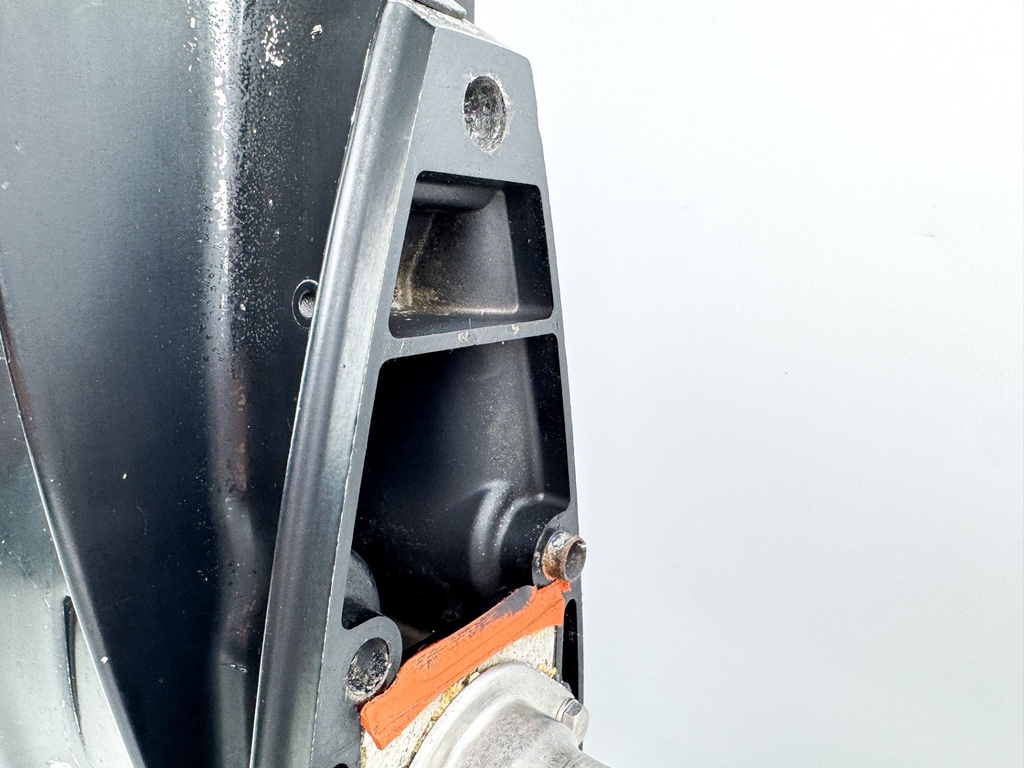 Mercury 40 50 HP 4 Stroke Outboard 20" Long Lower Unit 1.833:1 821306T24