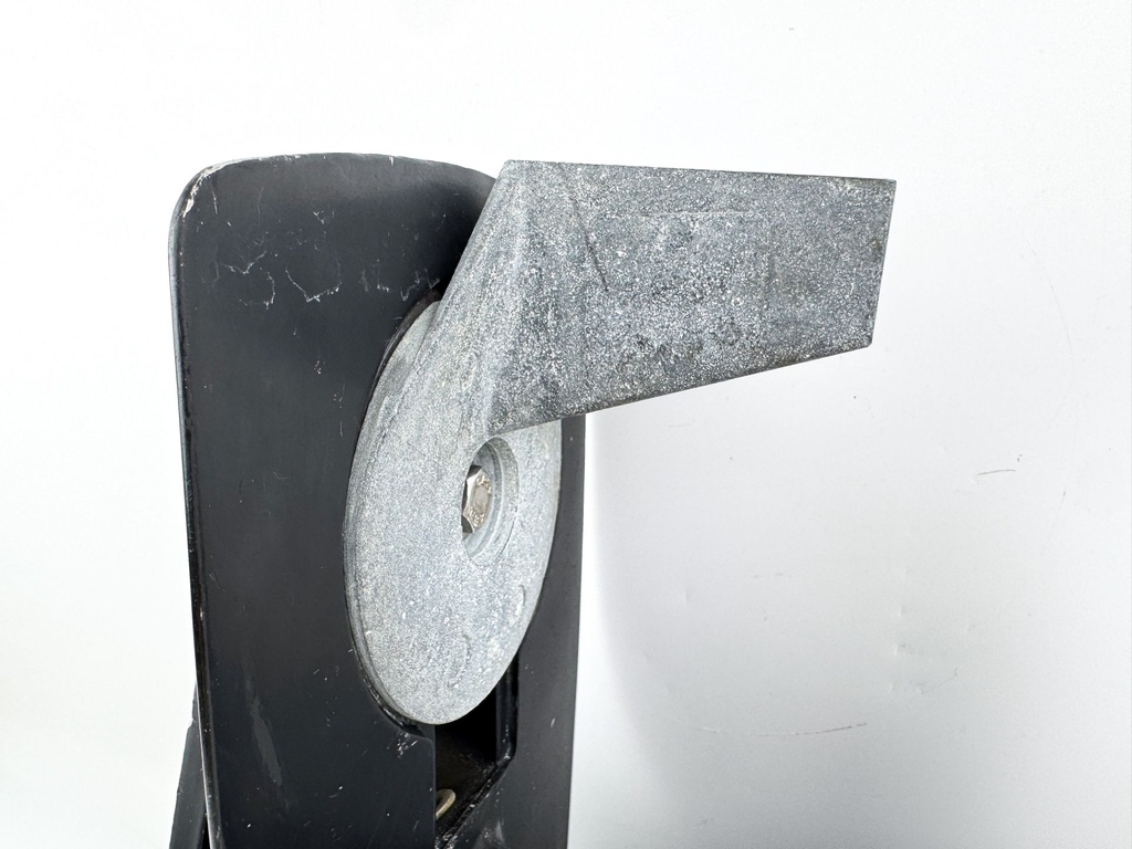 Mercury 40 50 HP 4 Stroke Outboard 20" Long Lower Unit 1.833:1 821306T24