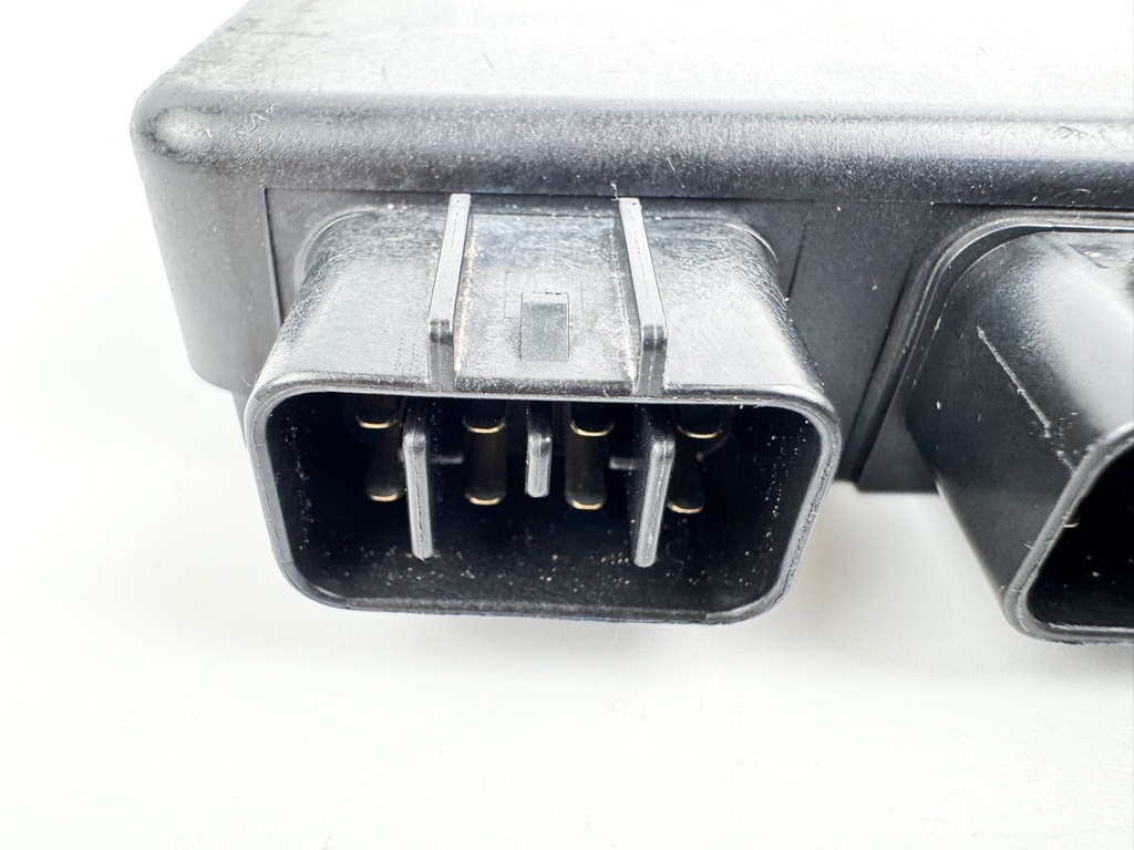 2004 Honda 25 HP 4 Stroke Outboard C.D.I CDI Assembly 30400-ZV7-F03 OEM