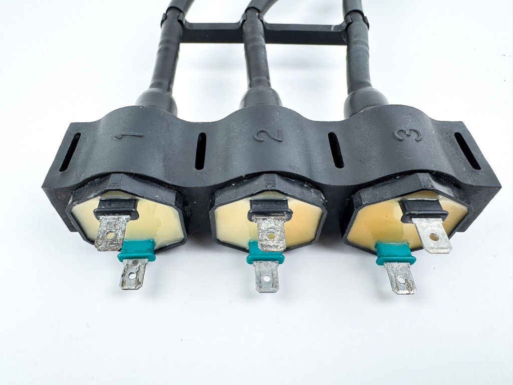 2003 Honda 40 HP 4 Stroke Outboard Ignition Coil Set 30511-ZV5-003 OEM