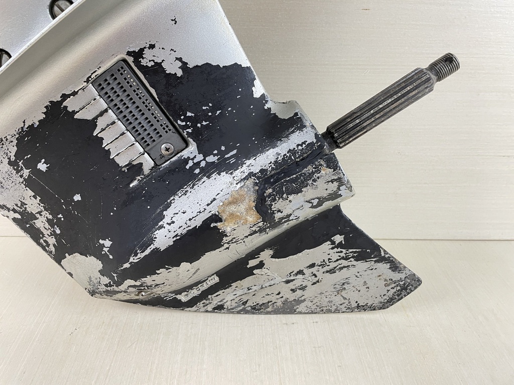 1998 Honda 50HP 4 Stroke Outboard 20" Long Lower Unit Gear Case - Parts