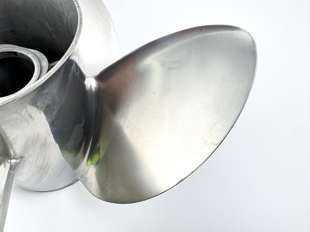 Evinrude Cyclone TBX 14 x 20" RH Stainless Steel Propeller 4 Blade 763944