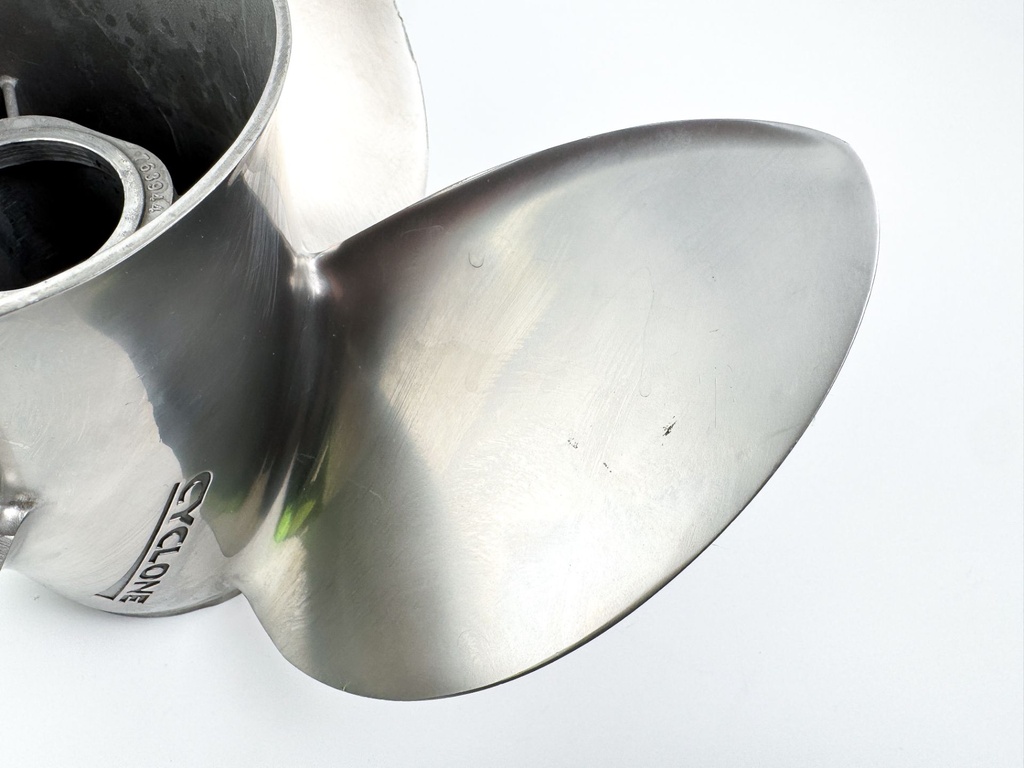 Evinrude Cyclone TBX 14 x 20" RH Stainless Steel Propeller 4 Blade 763944