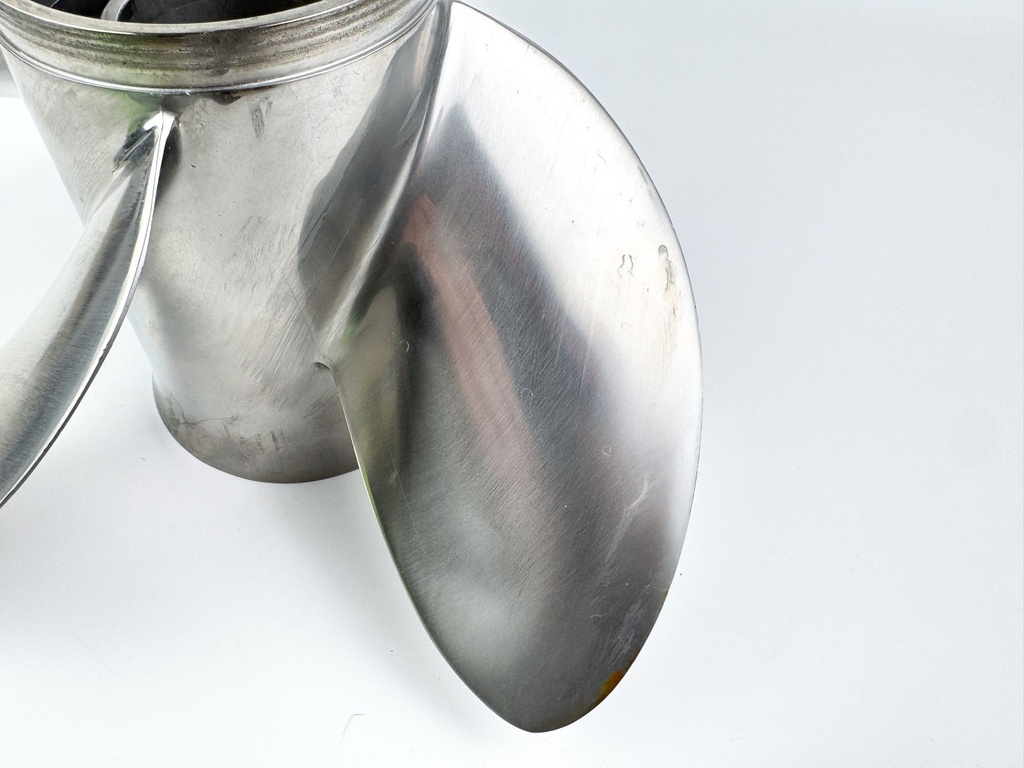 Evinrude Cyclone TBX 14 x 20" RH Stainless Steel Propeller 4 Blade 763944