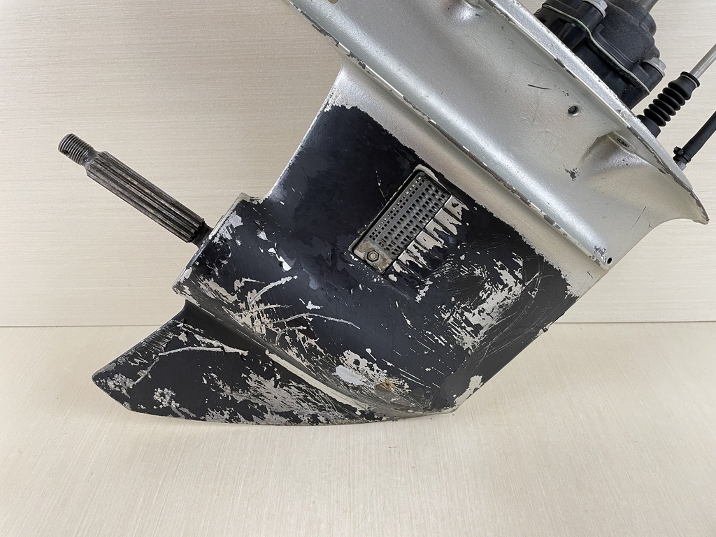 1998 Honda 50HP 4 Stroke Outboard 20" Long Lower Unit Gear Case - Parts