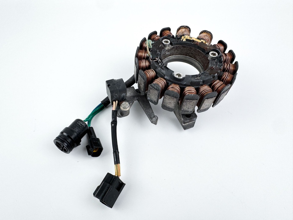 2003 Mercury 50 HP 4 Stroke Outboard Coil Pulser Base Stator Assembly 8250891 OEM