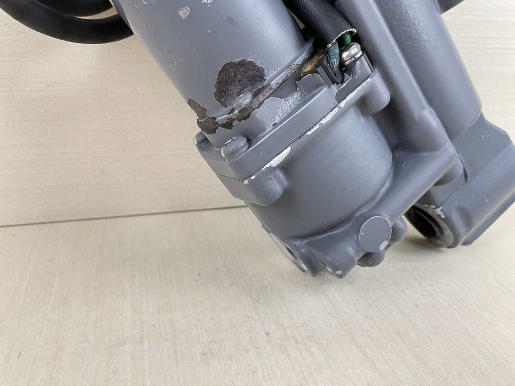 1998 Honda 50HP 4 Stroke Outboard Power Trim Tilt Unit Assembly 56000-ZV5-822ZA