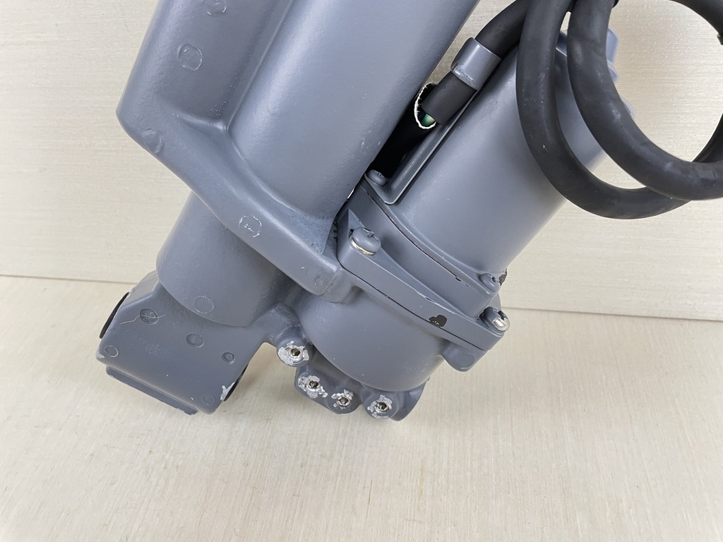 1998 Honda 50HP 4 Stroke Outboard Power Trim Tilt Unit Assembly 56000-ZV5-822ZA