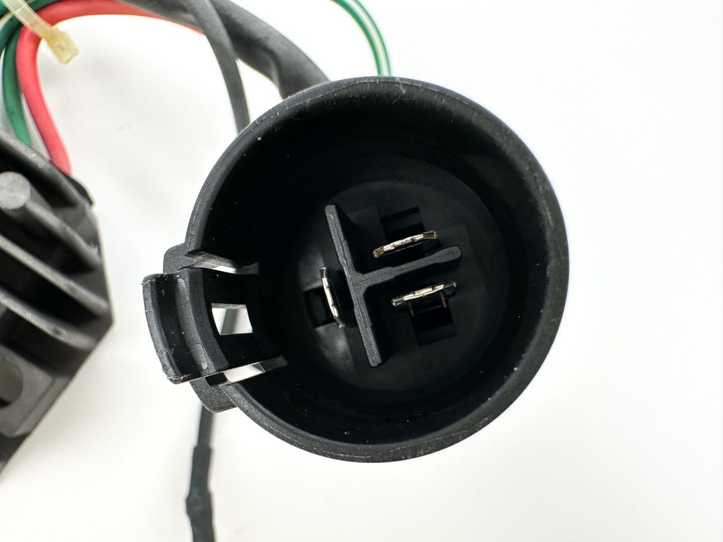 Yamaha 75 90 HP 4 Stroke Outboard Rectifier Regulator 67F-81960-11-00 03-04