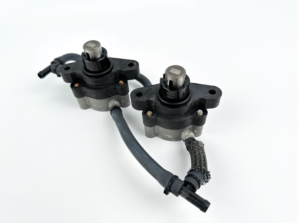 2007 Yamaha 150 HP 4 Stroke Outboard Fuel Pump 63P-24410-00-00 Set OEM