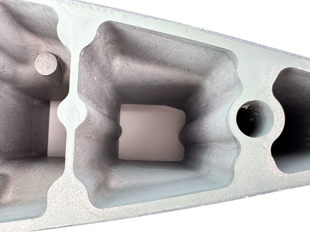 Yamaha 150HP 4 Stroke Outboard Midsection 5" Extension 63P-45211-00-8D OEM