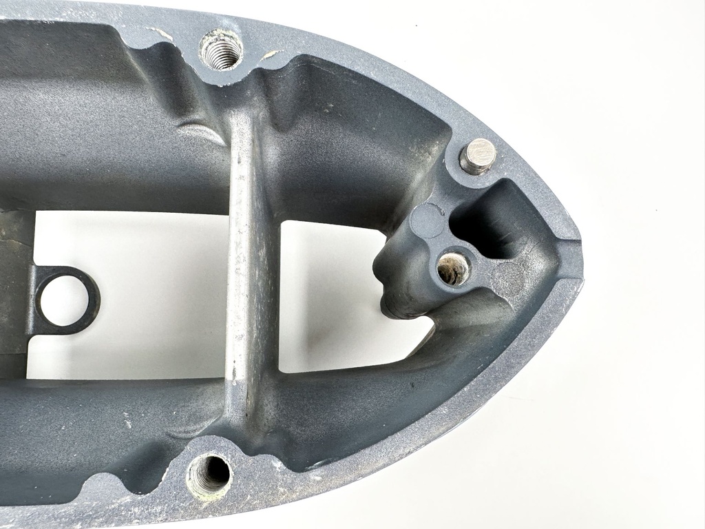 2019 Yamaha 150 HP 4 Stroke Outboard 5" Midsection Extension / Spacer 63P-45211-00-8D OEM